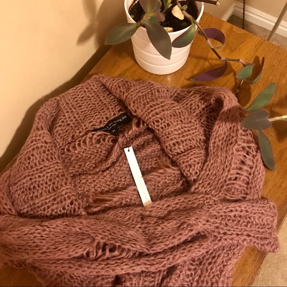 BHLDN Twinkle by Wenlan elegant cardigan. - Picture 4 of 4